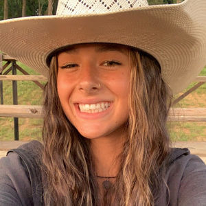 Meet your Posher, Emma